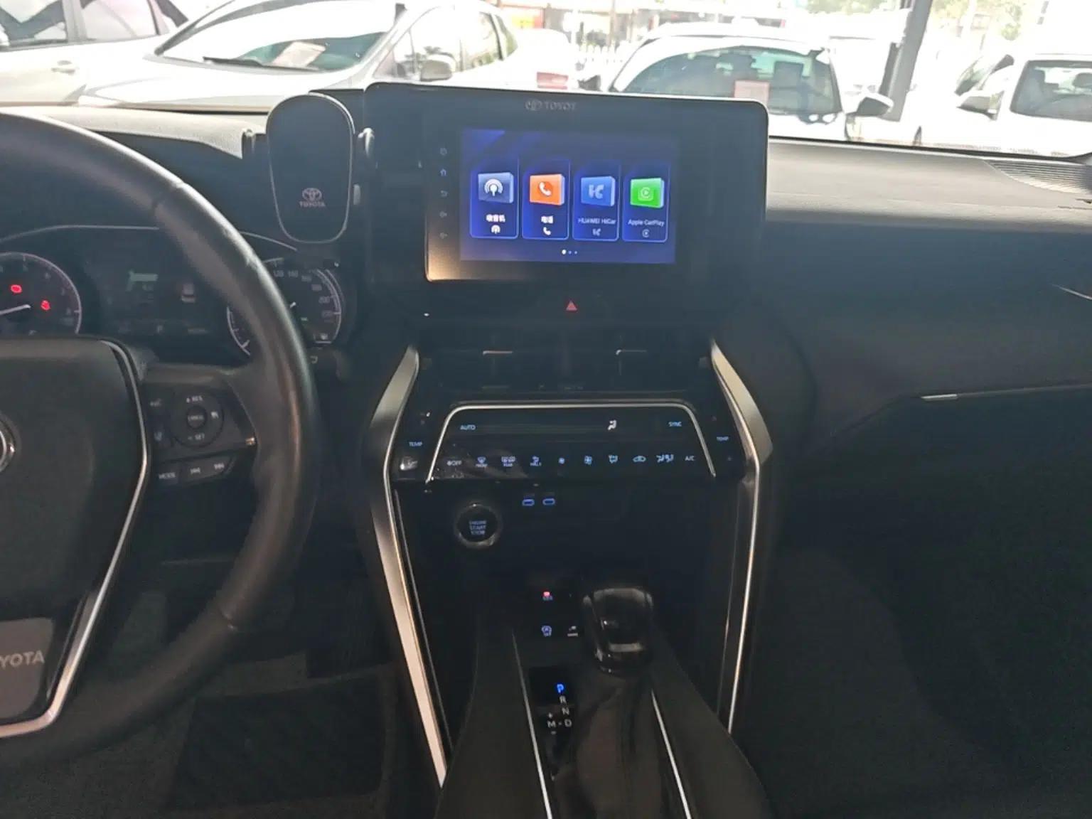 Toyota Harrier 2022 2.0L CVT Two-Wheel Drive Entry Version — миниатюра 16