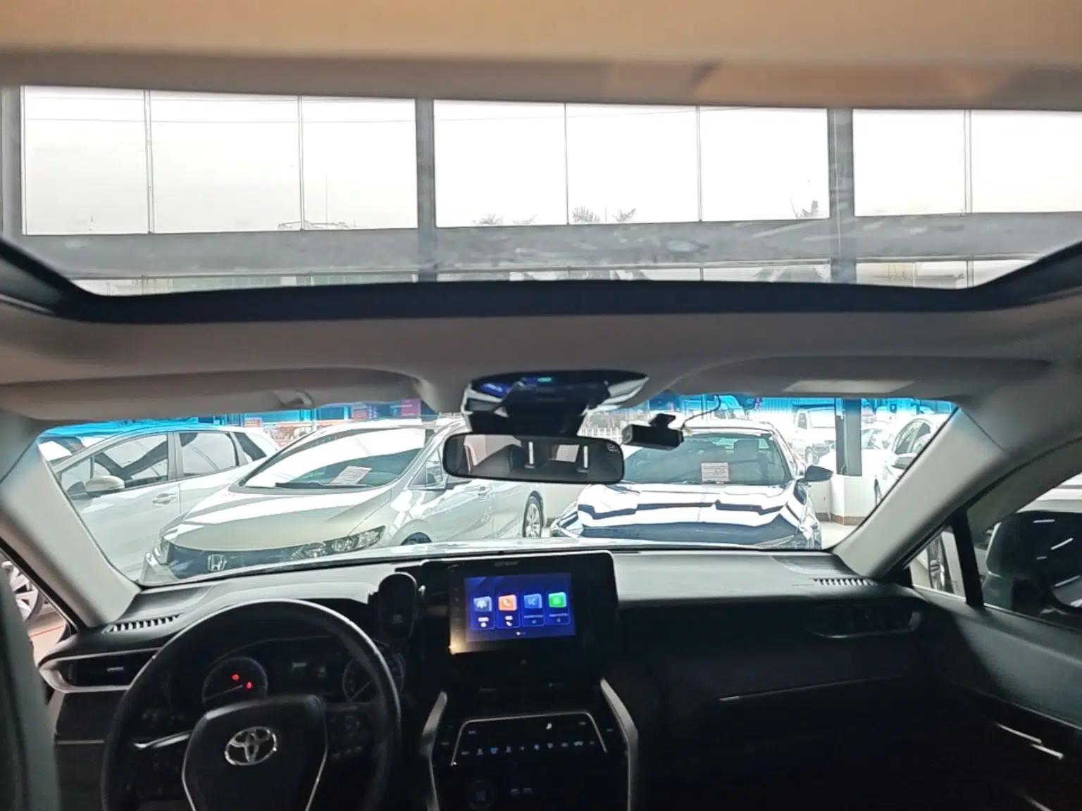 Toyota Harrier 2022 2.0L CVT Two-Wheel Drive Entry Version — миниатюра 21