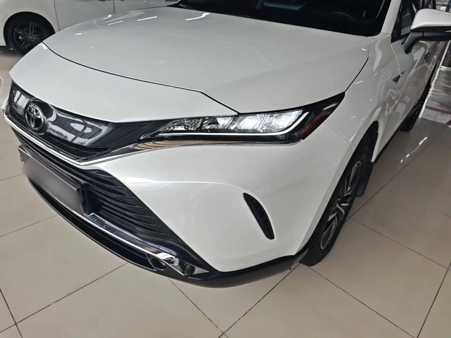 Toyota Harrier 2022 2.0L CVT Two-Wheel Drive Entry Version — миниатюра 9