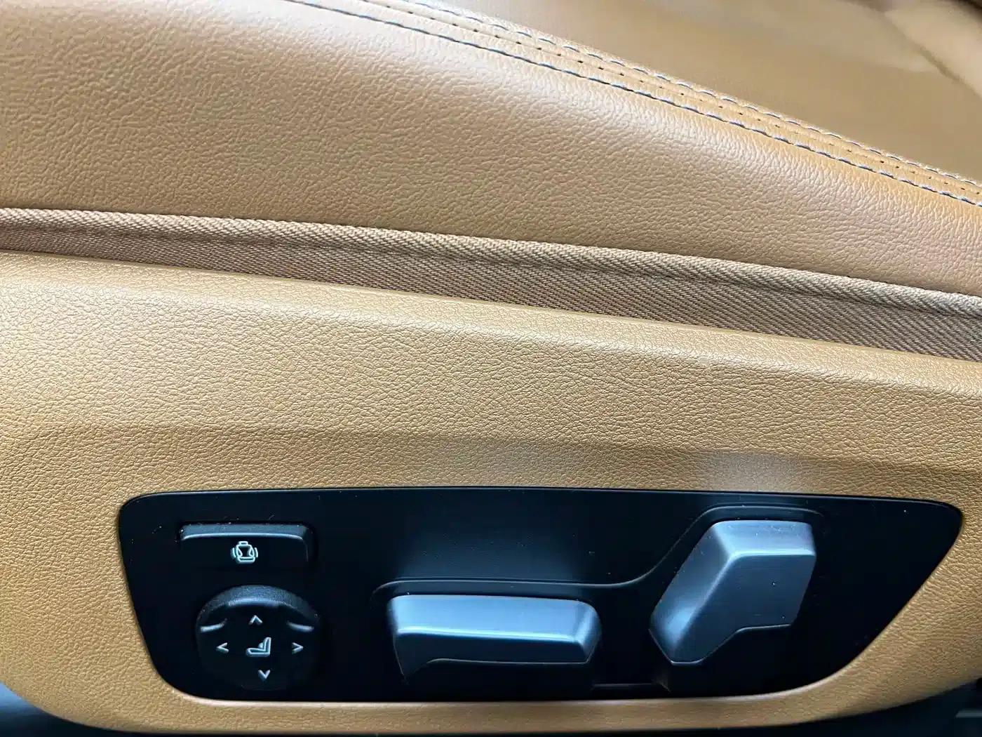 2019 BMW 8 Series 840i Gran Coupe M Sport Package — миниатюра 7