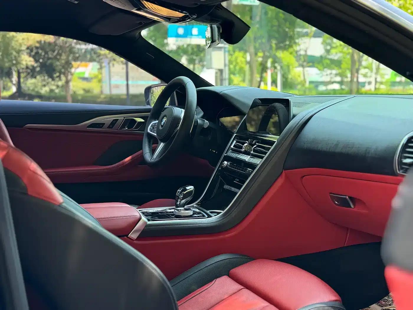 2019 BMW 8 Series 840i Coupe M Sport Package — миниатюра 14