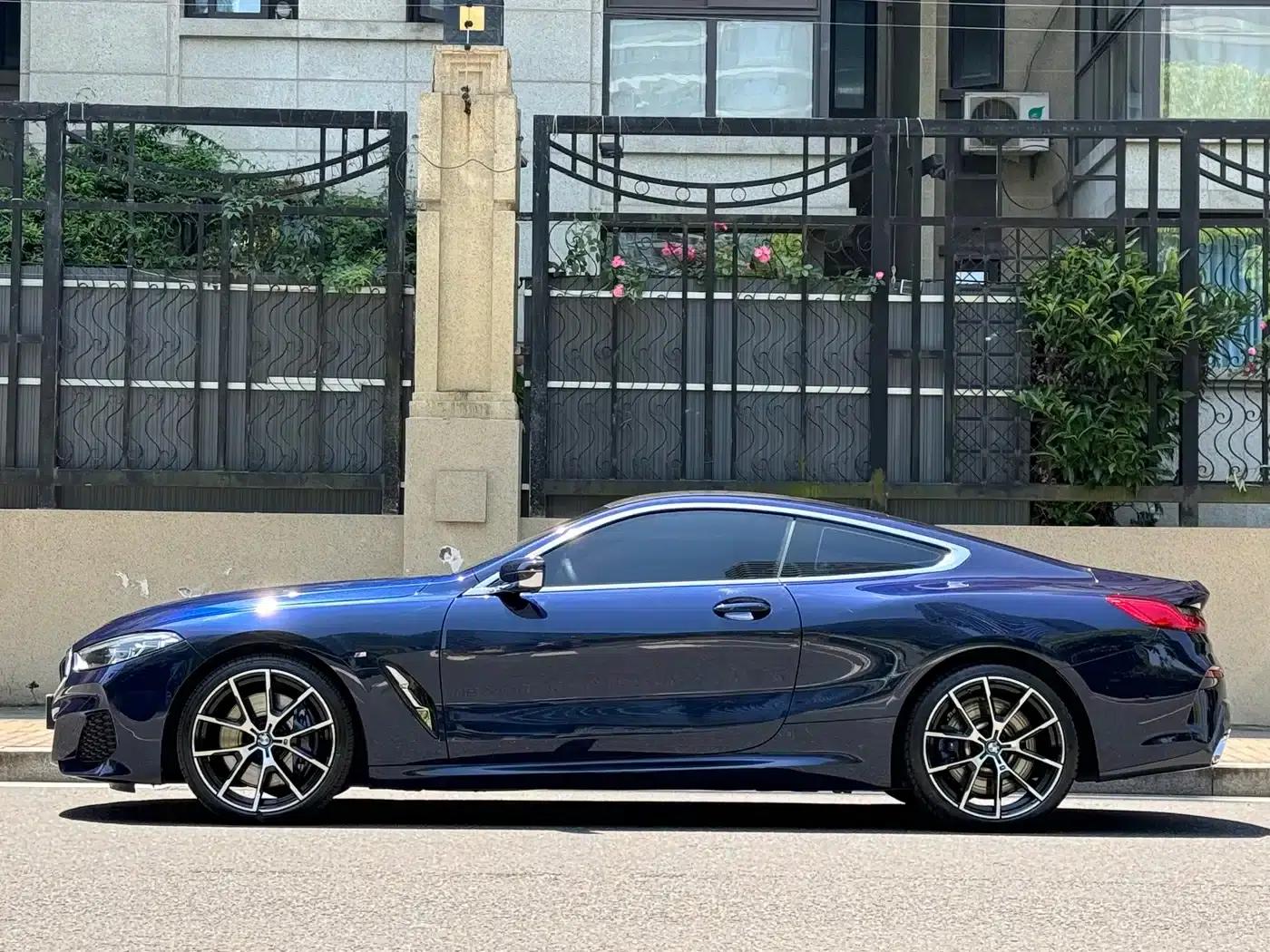 2019 BMW 8 Series 840i Coupe M Sport Package — миниатюра 7