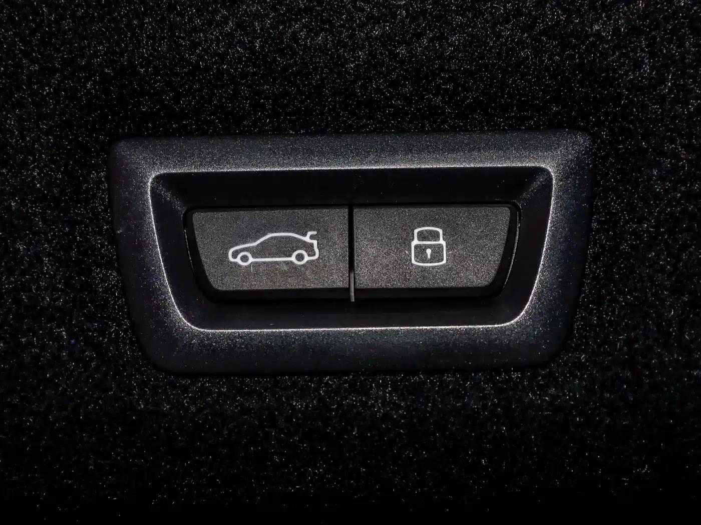 BMW i7 2023 eDrive50L M Sport Package — миниатюра 14