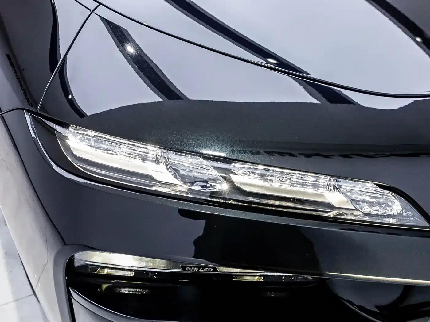 BMW i7 2023 eDrive50L M Sport Package — миниатюра 20