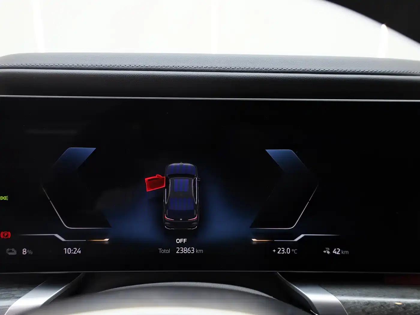 BMW i7 2023 eDrive50L M Sport Package — миниатюра 10
