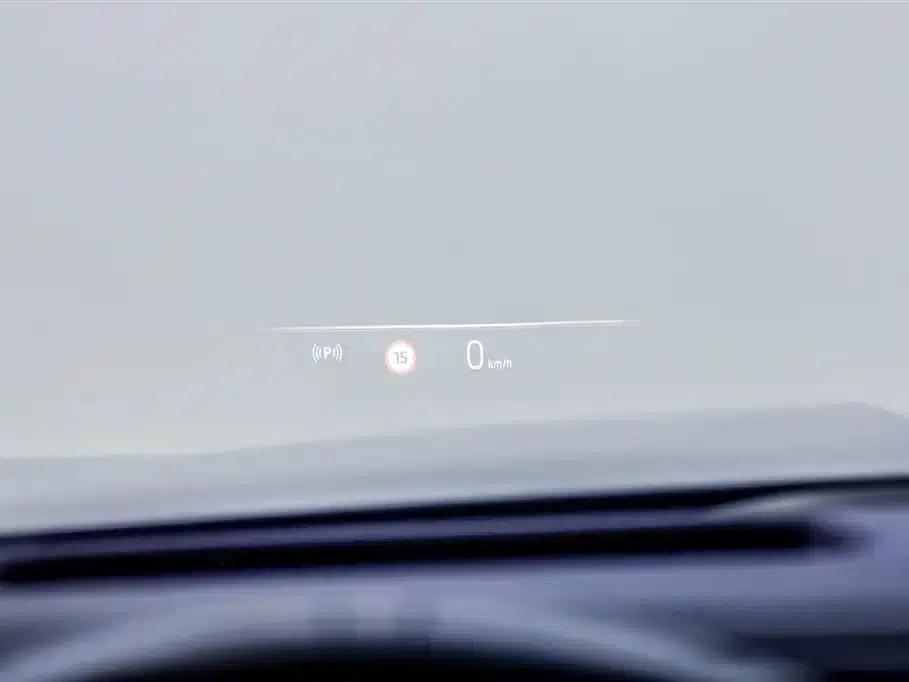 2023 BMW i7 xDrive60L M Sport Package — миниатюра 35