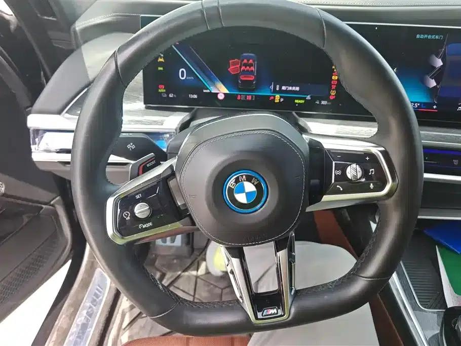 BMW i7 2023 eDrive50L Leading M Sport Package — миниатюра 15