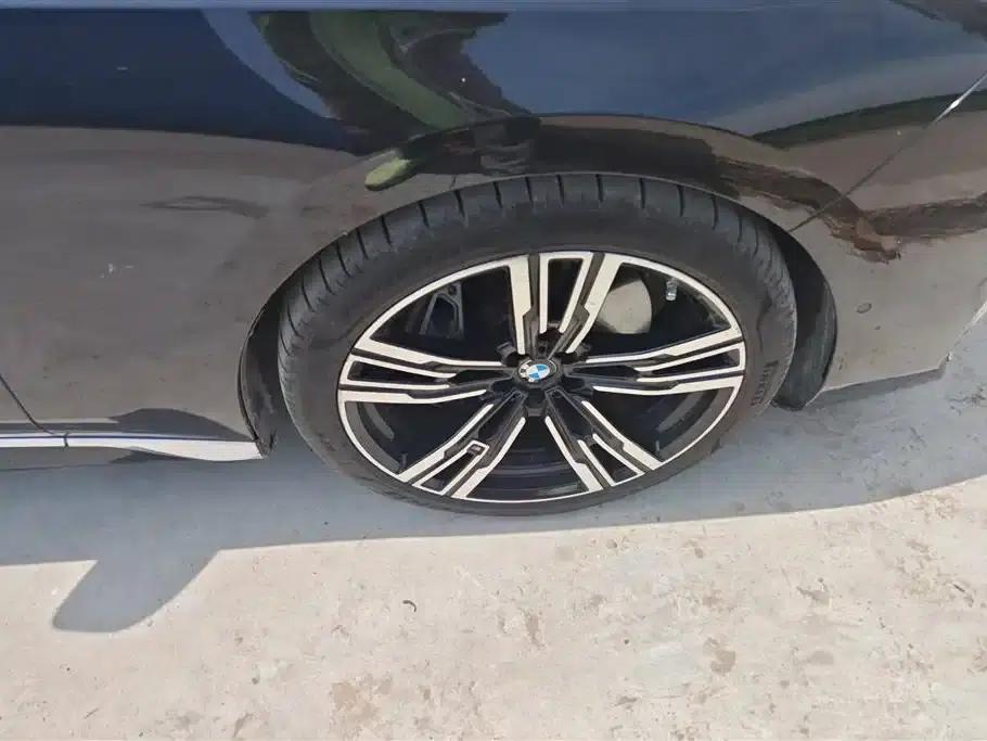 BMW i7 2023 eDrive50L Leading M Sport Package — миниатюра 6