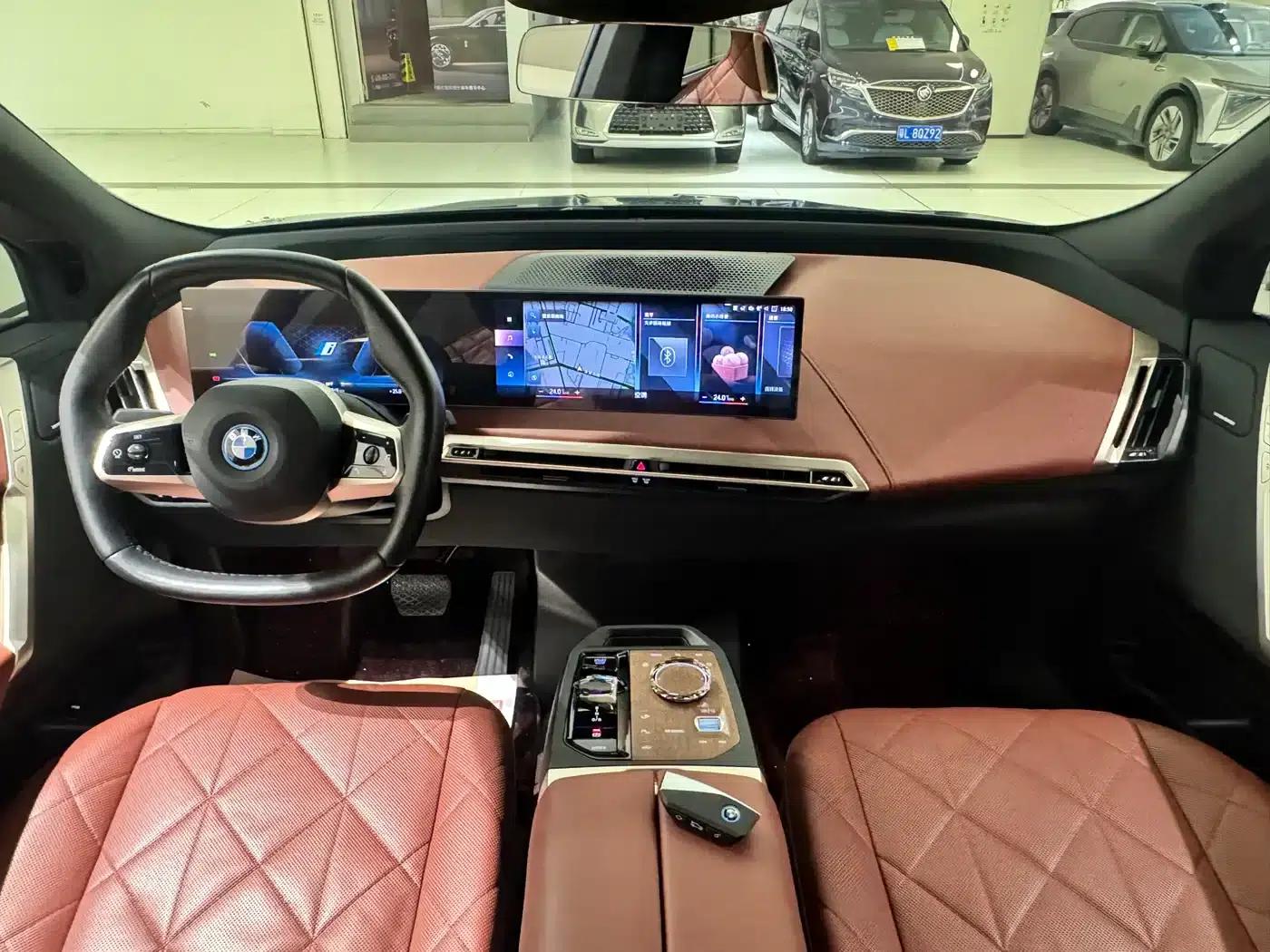 BMW iX 2022 xDrive50 — миниатюра 7