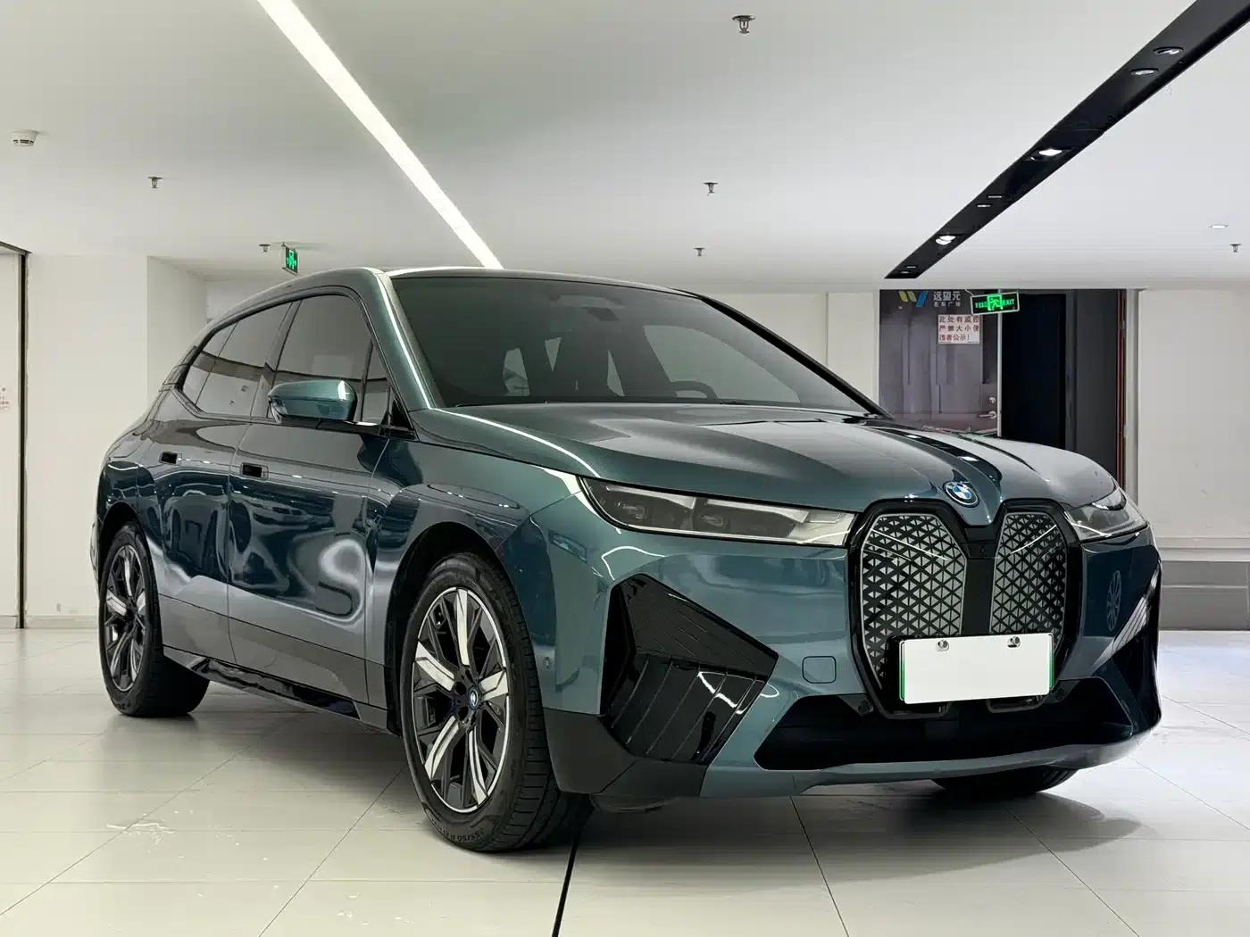 BMW iX 2023 Facelift xDrive40 — миниатюра 3