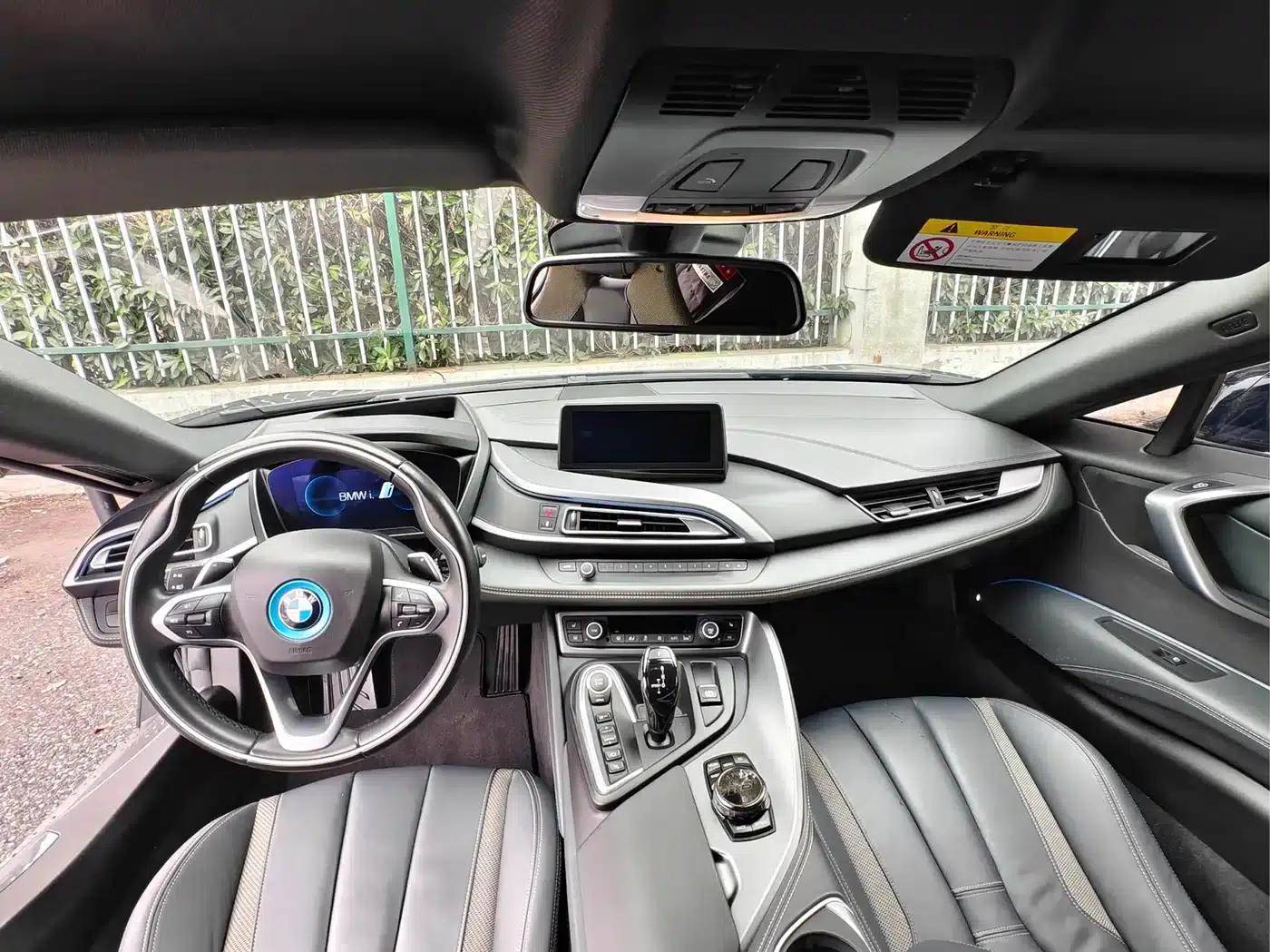 BMW i8 2016 Proton Red Limited Edition — миниатюра 20