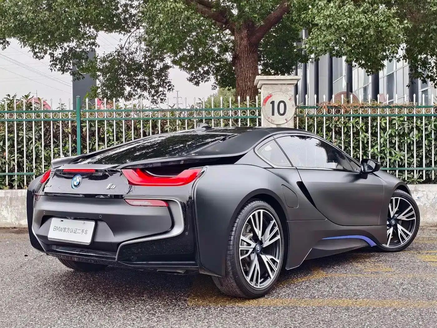 BMW i8 2016 Proton Red Limited Edition — миниатюра 5