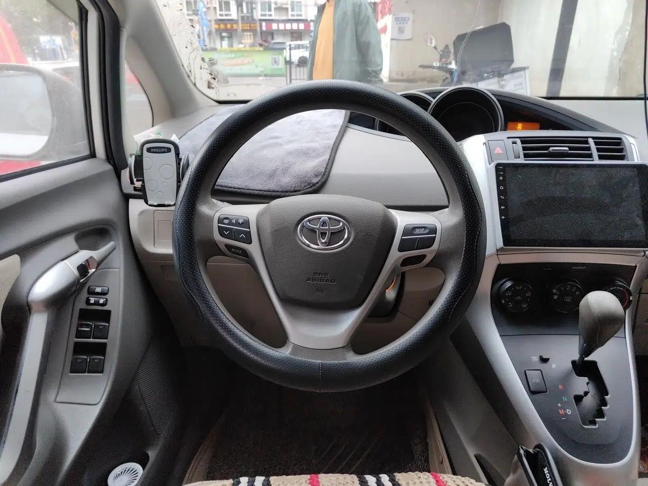 Toyota Verso 2014 Starlight 180E CVT Elite Edition — миниатюра 11