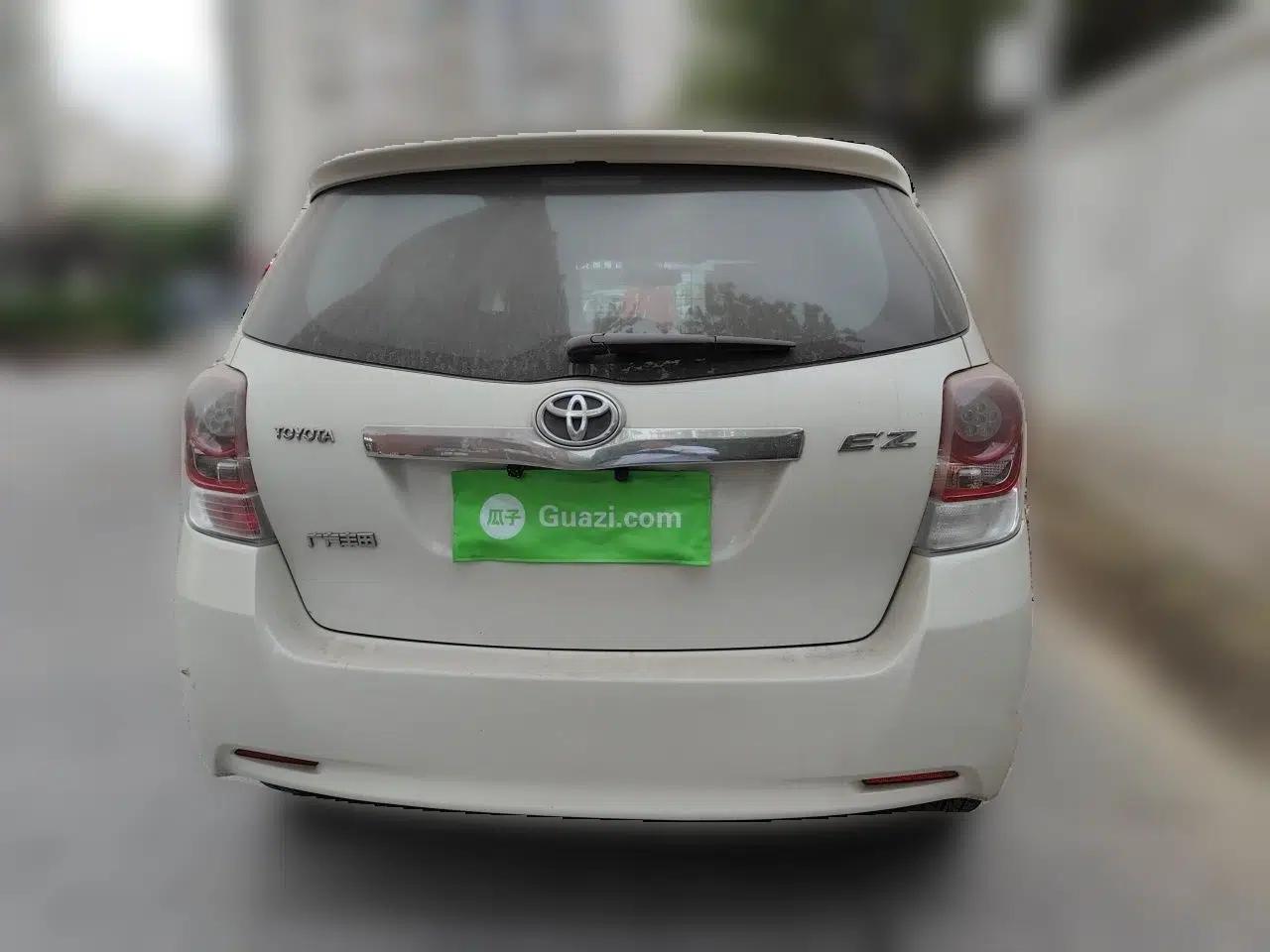 Toyota Verso 2014 Starlight 180E CVT Elite Edition — миниатюра 5