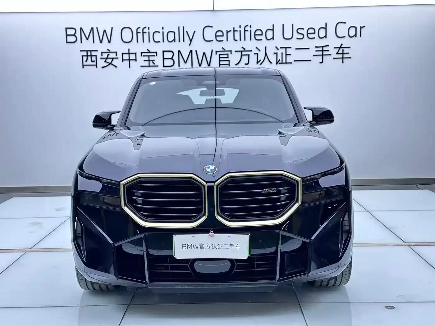 BMW XM 2023 Base Model — миниатюра 2