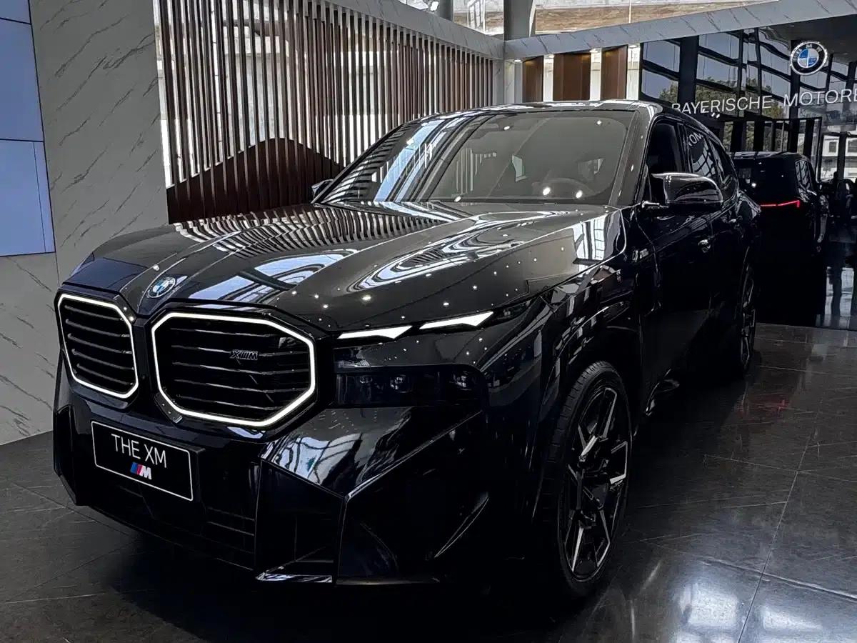 BMW XM 2023 50e — миниатюра 1