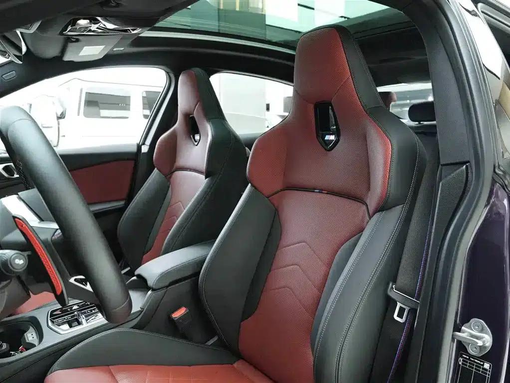 2025 BMW M235L — миниатюра 12