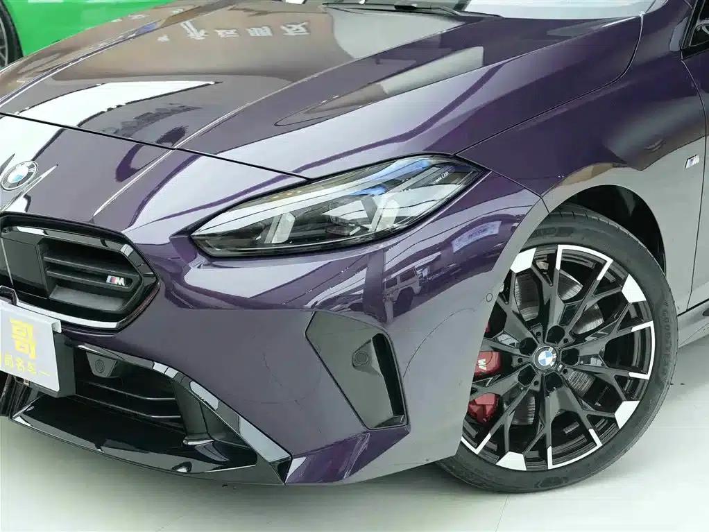 2025 BMW M235L — миниатюра 20