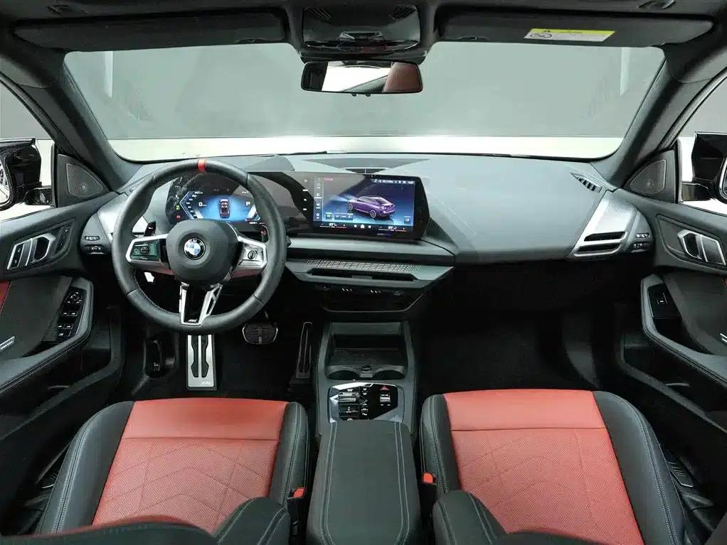 2025 BMW M235L — миниатюра 6