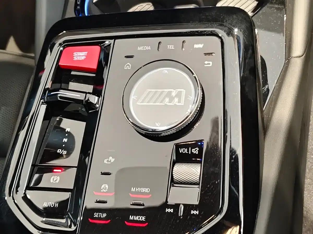 2026 BMW M235L — миниатюра 3