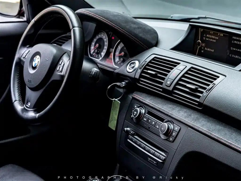 2011 BMW 1 Series M Coupe — миниатюра 6