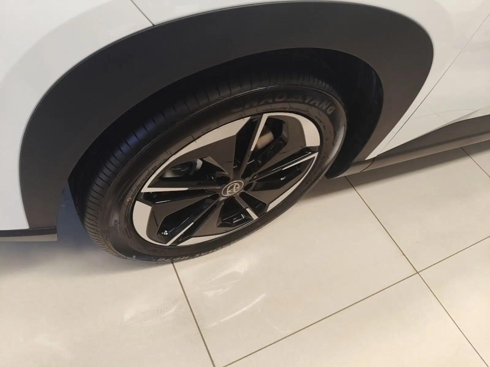 Toyota BZ 3X 2025 430 Air — миниатюра 8