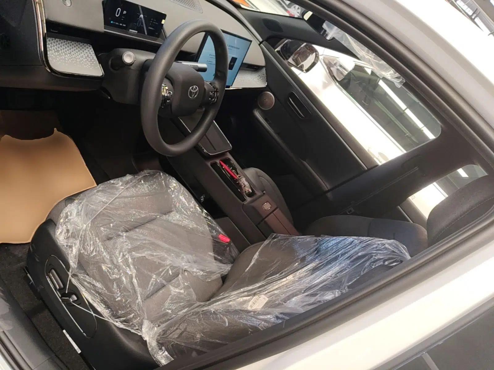 Toyota BZ 3X 2025 430 Air — миниатюра 18