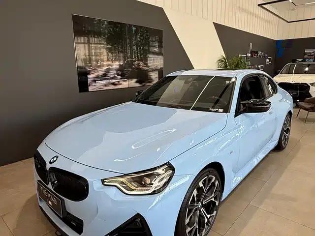 2026 BMW M240i