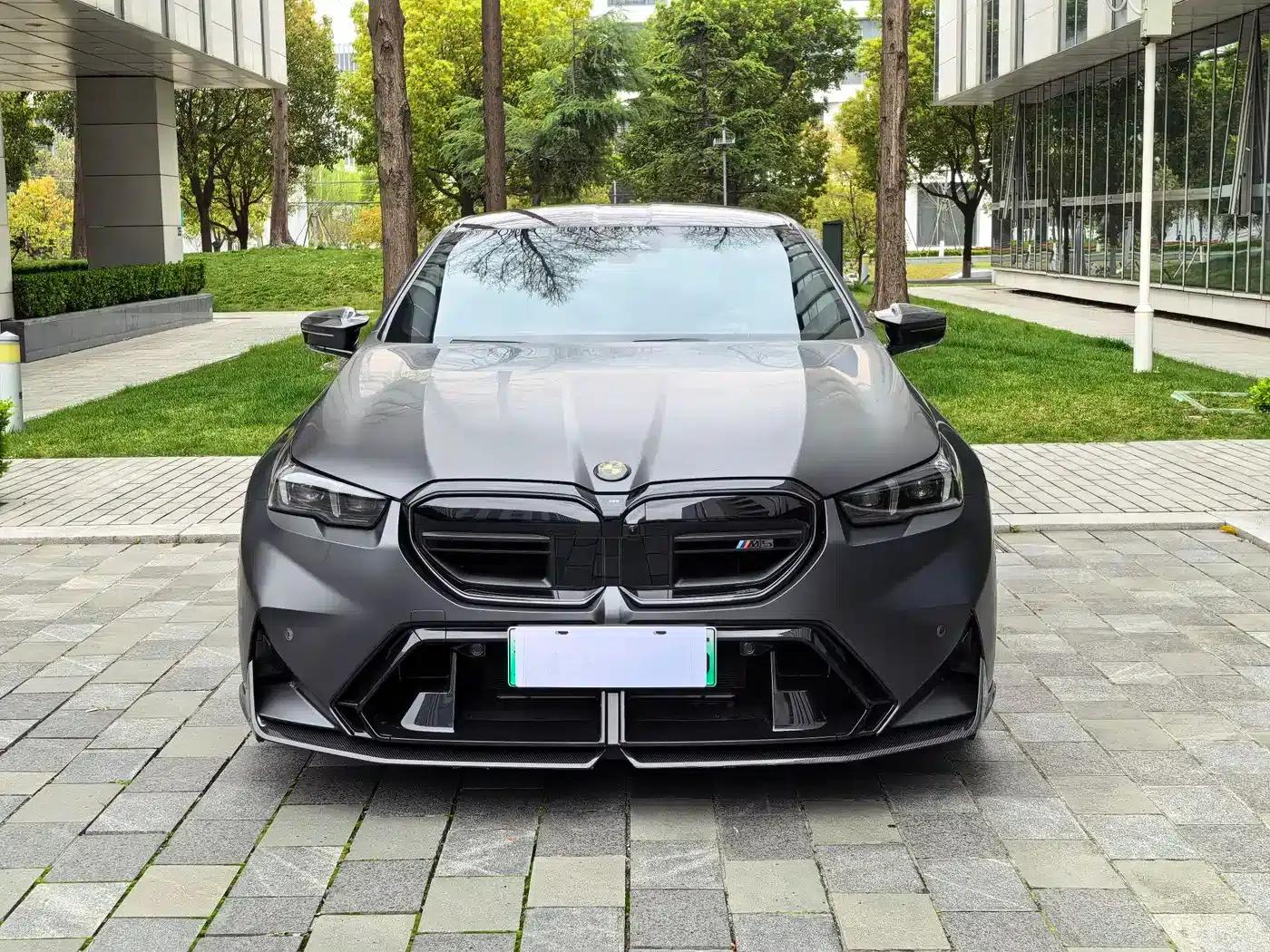 BMW M5 PHEV 2025 M5 — миниатюра 2