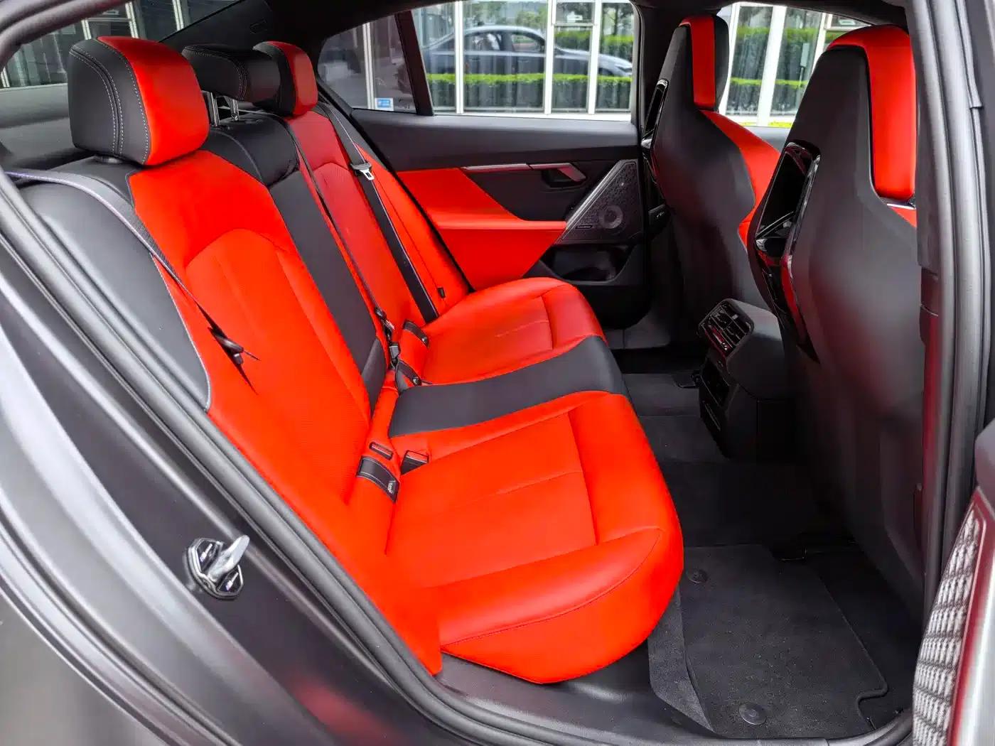 BMW M5 PHEV 2025 M5 — миниатюра 28