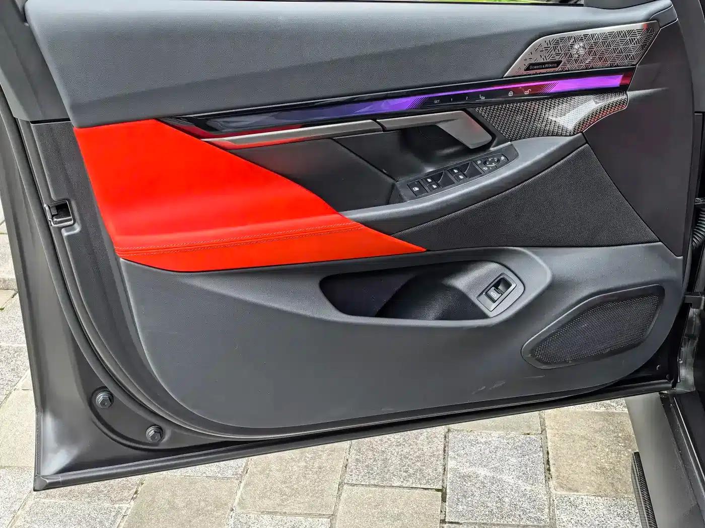BMW M5 PHEV 2025 M5 — миниатюра 7