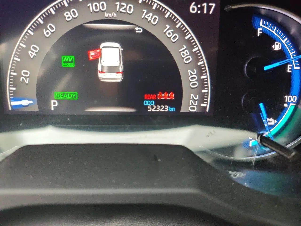 Toyota RAV4 Rongfang Plug-in Hybrid 2021 2.5L Two-Wheel Drive Elite Pro — миниатюра 13
