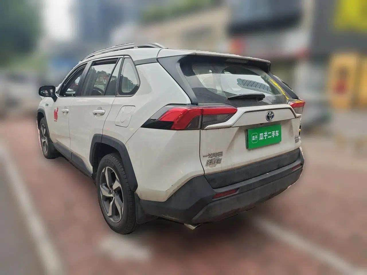 Toyota RAV4 Rongfang Plug-in Hybrid 2021 2.5L Two-Wheel Drive Elite Pro — миниатюра 4