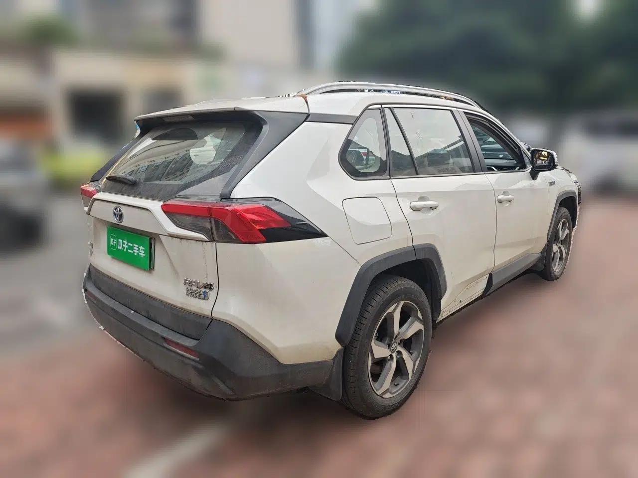 Toyota RAV4 Rongfang Plug-in Hybrid 2021 2.5L Two-Wheel Drive Elite Pro — миниатюра 6