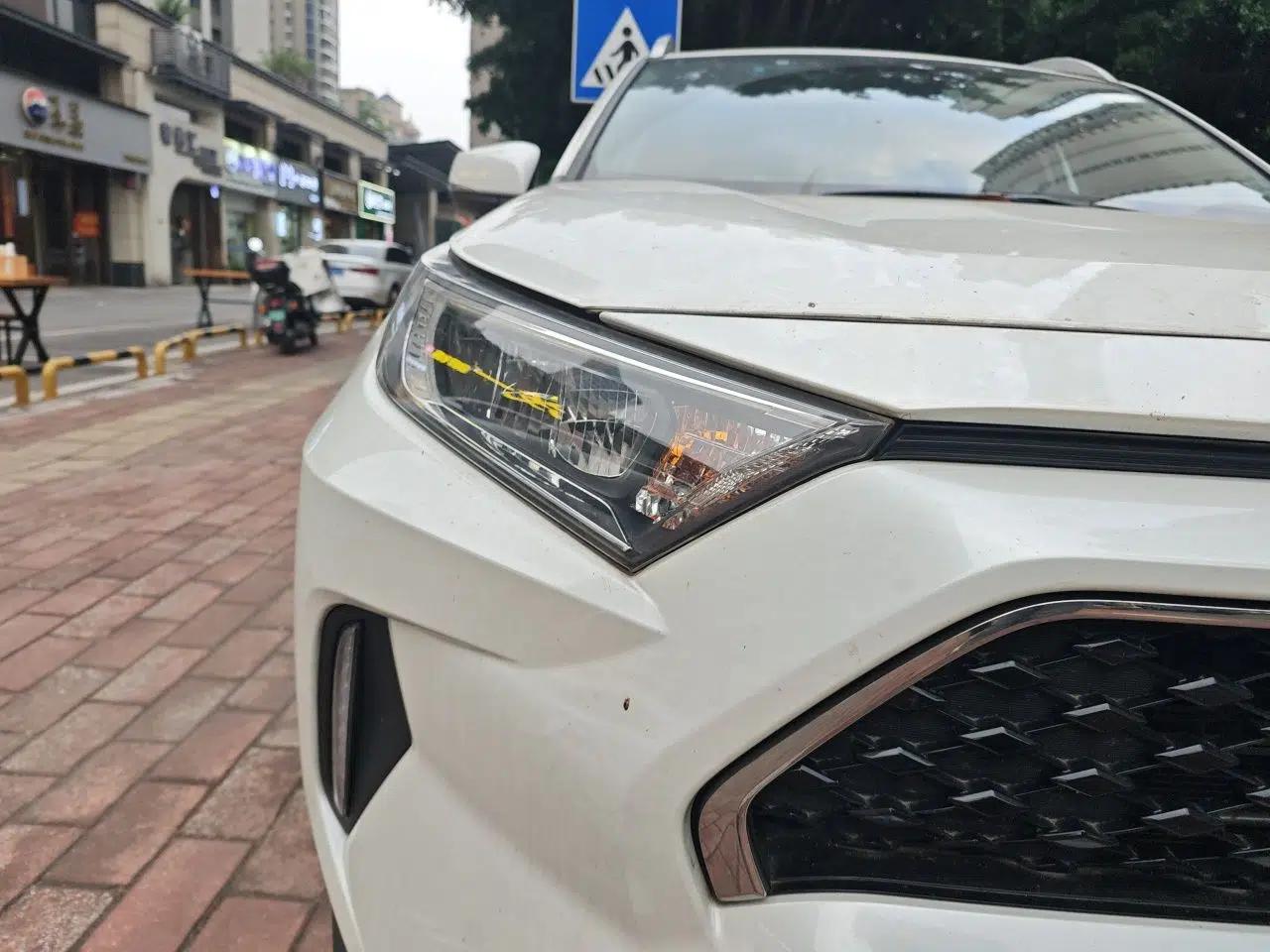 Toyota RAV4 Rongfang Plug-in Hybrid 2021 2.5L Two-Wheel Drive Elite Pro — миниатюра 7
