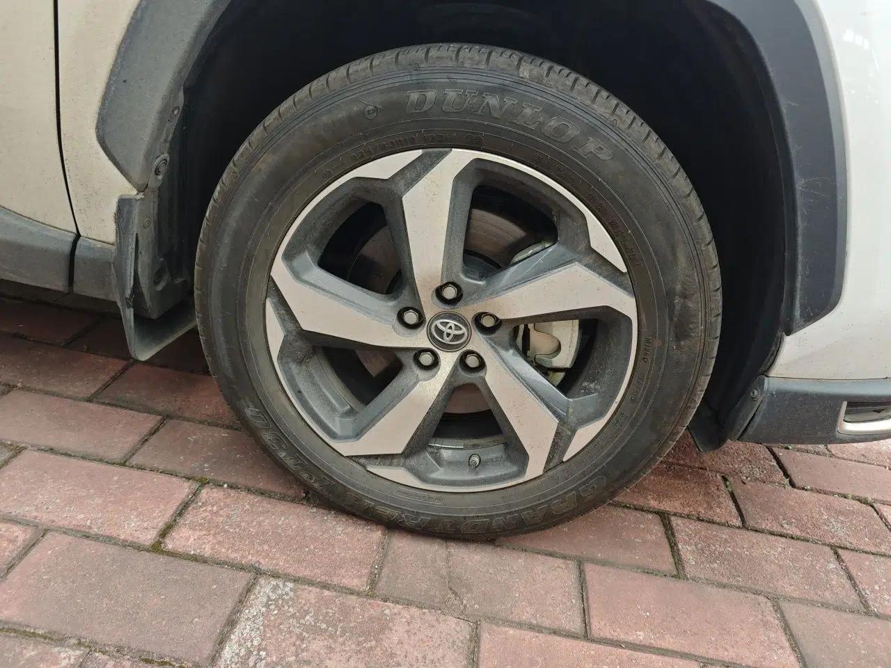Toyota RAV4 Rongfang Plug-in Hybrid 2021 2.5L Two-Wheel Drive Elite Pro — миниатюра 8