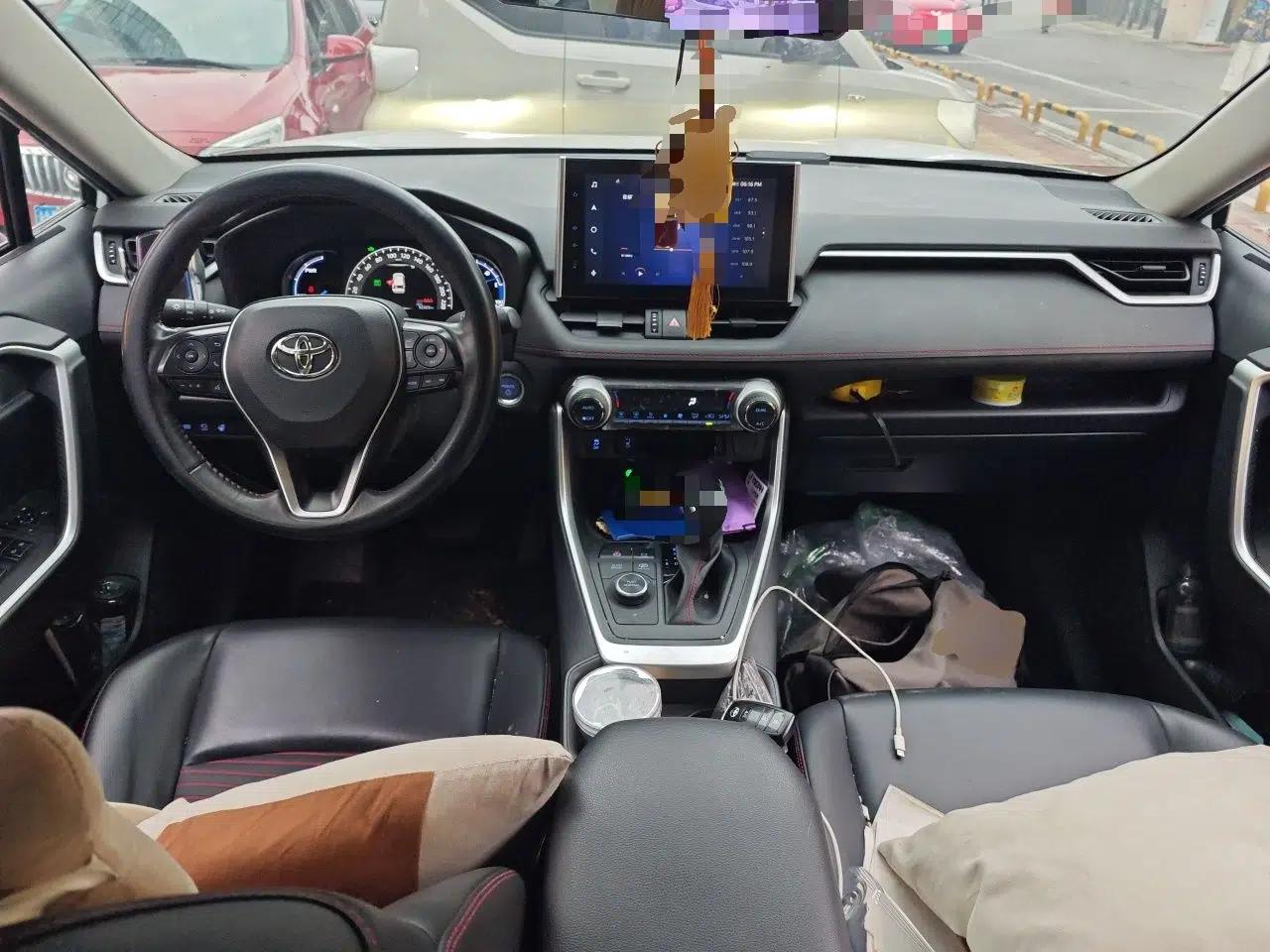 Toyota RAV4 Rongfang Plug-in Hybrid 2021 2.5L Two-Wheel Drive Elite Pro — миниатюра 10