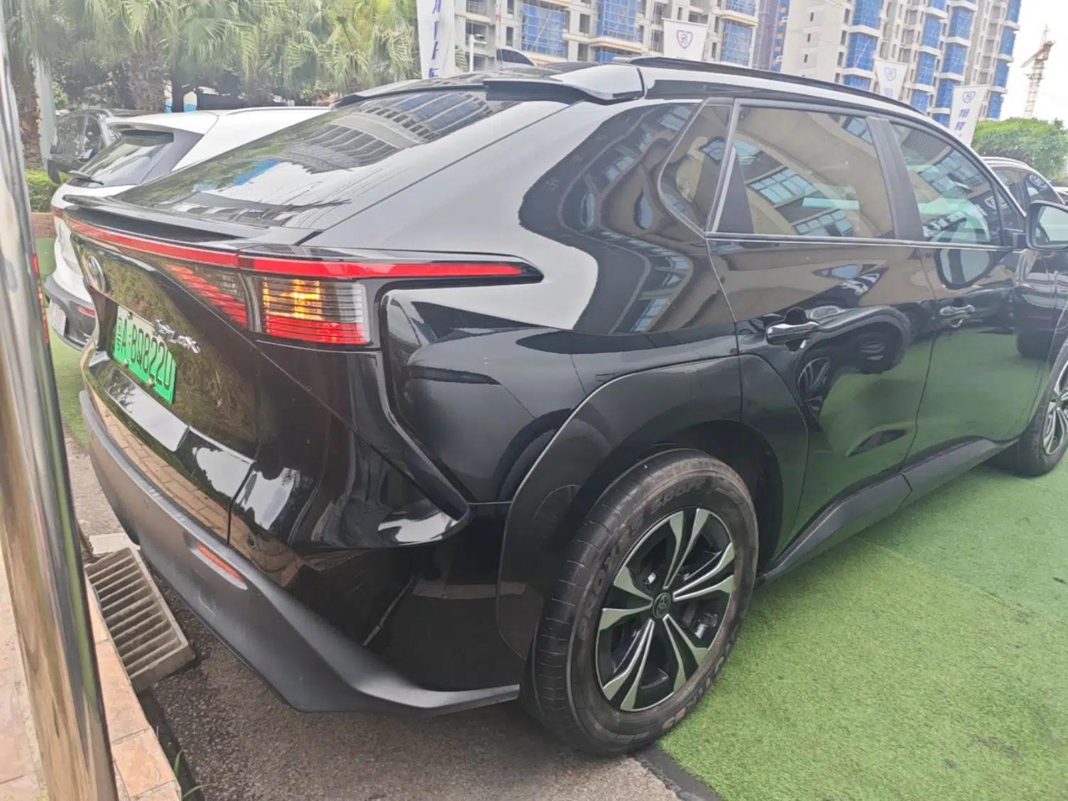 Toyota GAC bZ4X 2022 Long-Range Pro — миниатюра 6