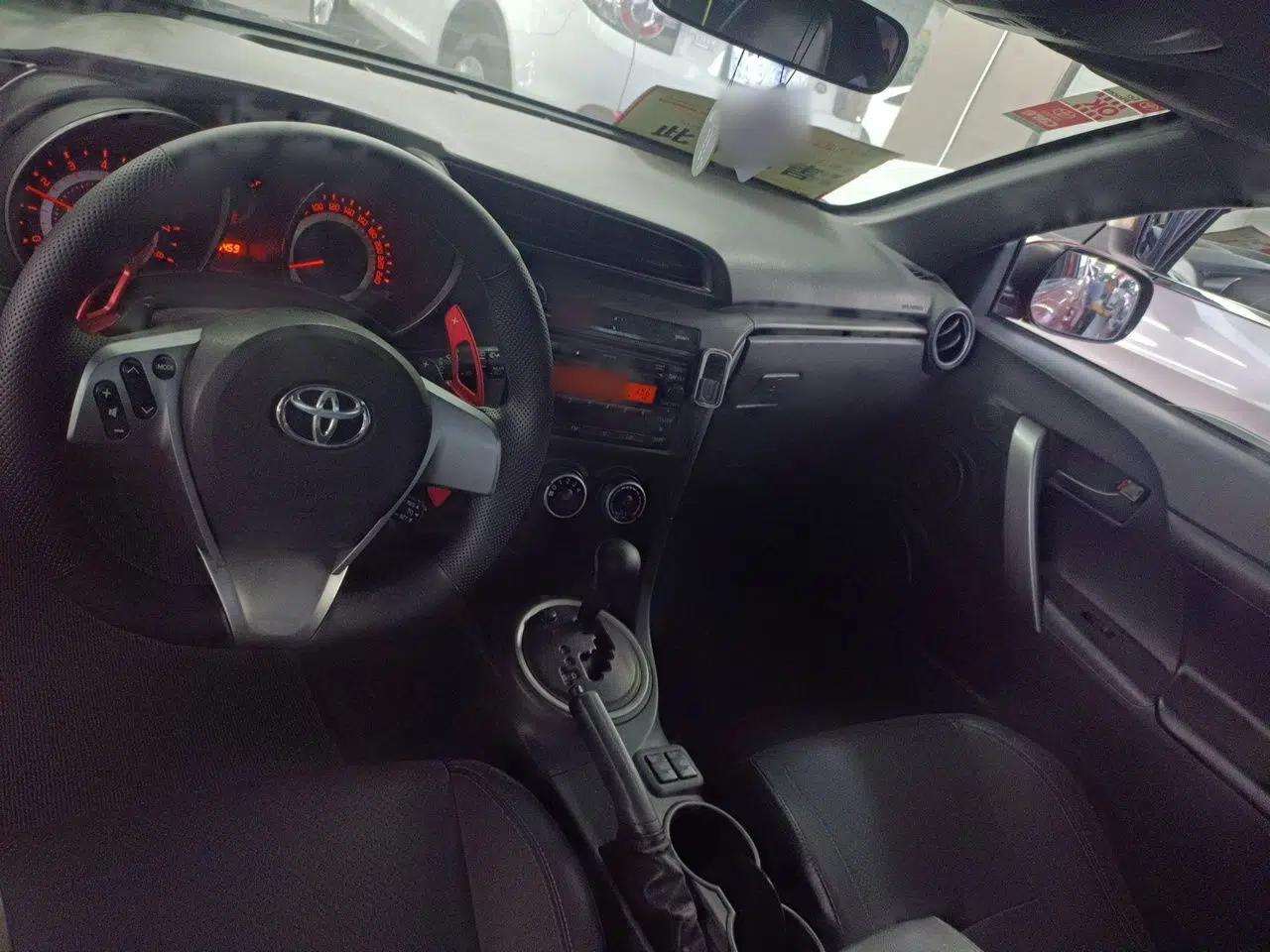Toyota Zelas 2011 2.5L Luxury Edition — миниатюра 10