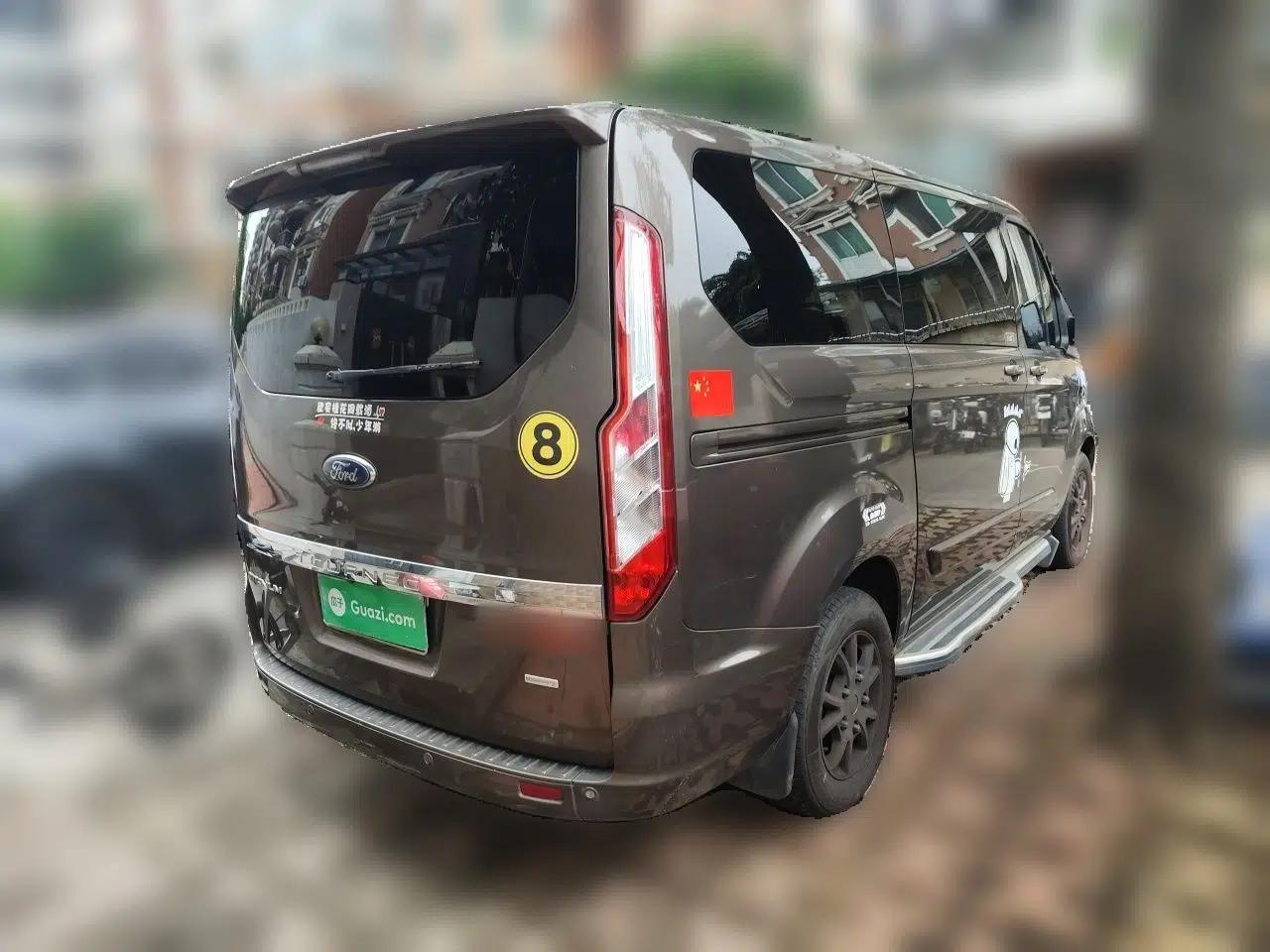 Ford Tourneo Custom 2017 2.0T Automatic Business Class Version — миниатюра 6