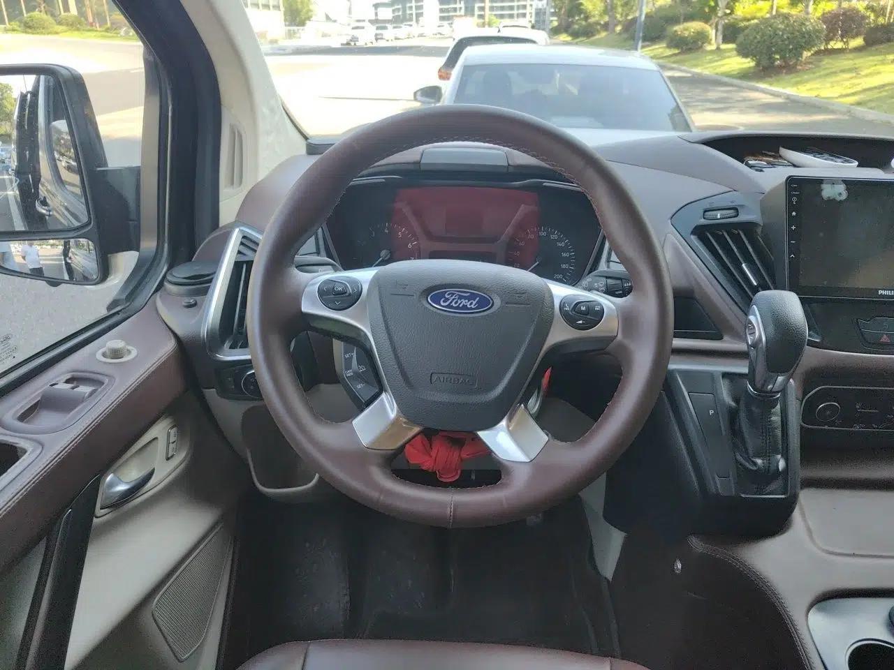Ford Tourneo Custom 2020 2.0T Automatic Elite Version China VI Standard — миниатюра 11