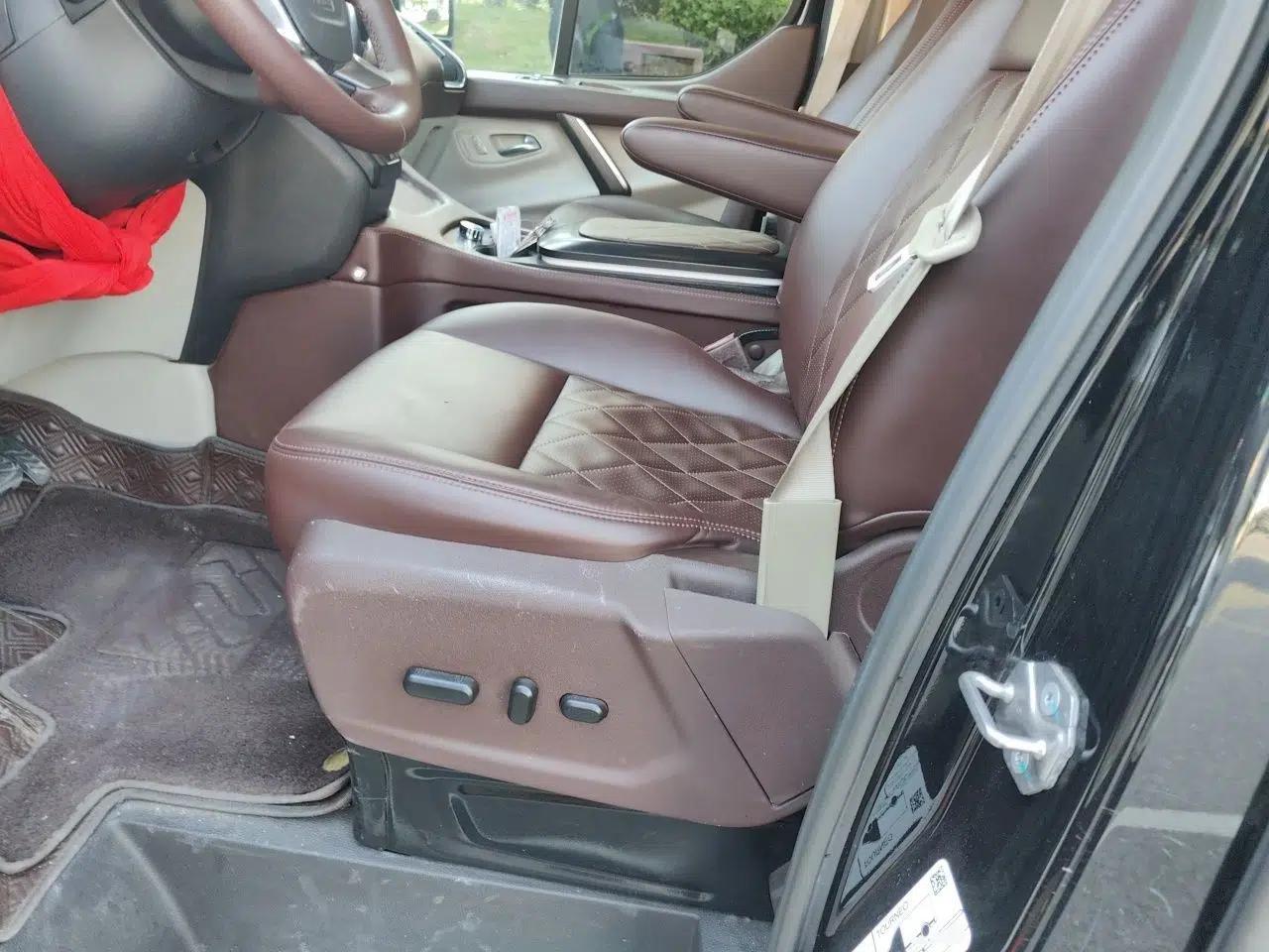 Ford Tourneo Custom 2020 2.0T Automatic Elite Version China VI Standard — миниатюра 16