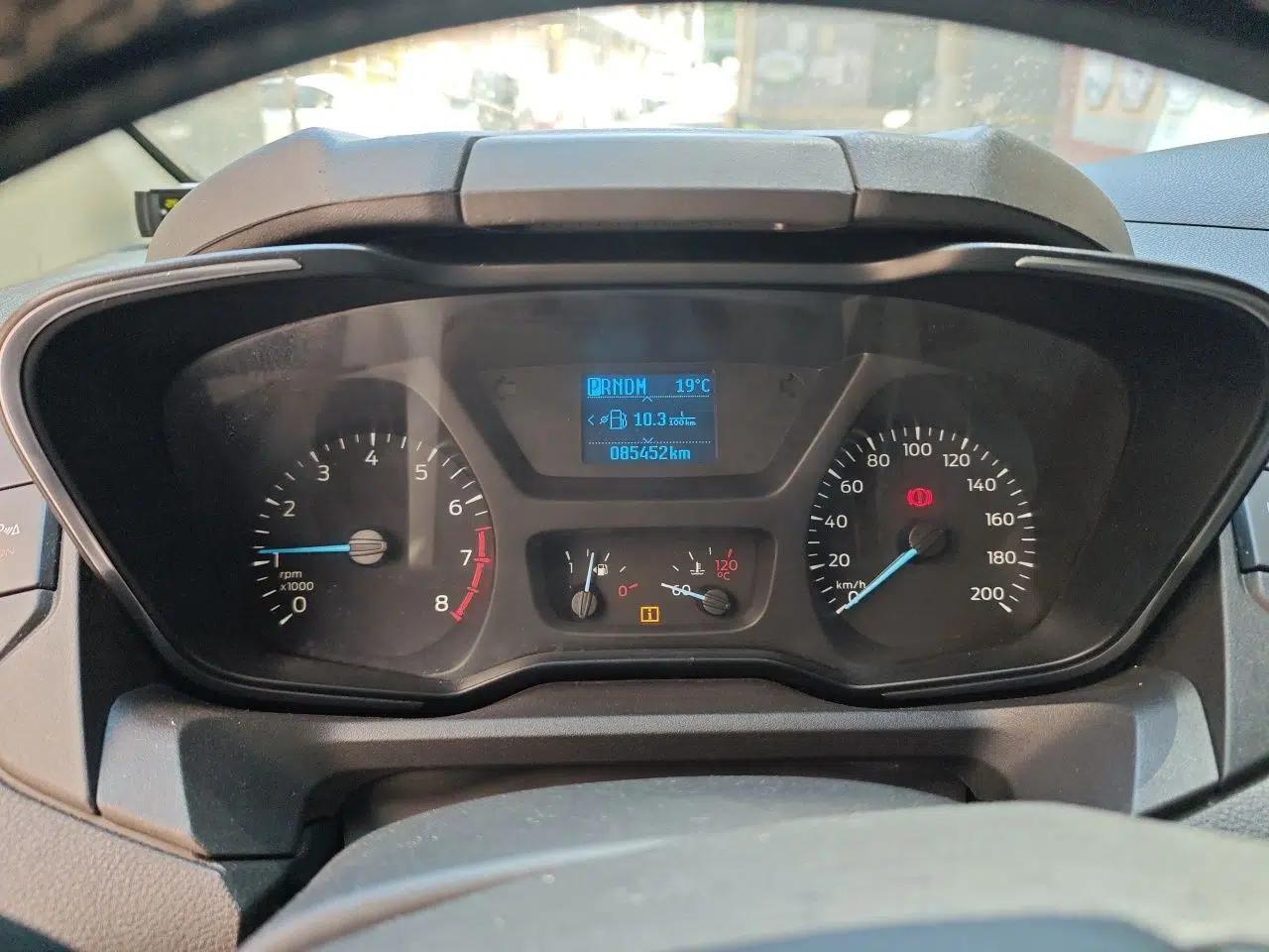 Ford Tourneo Custom 2017 2.0T Automatic Elite Version — миниатюра 12