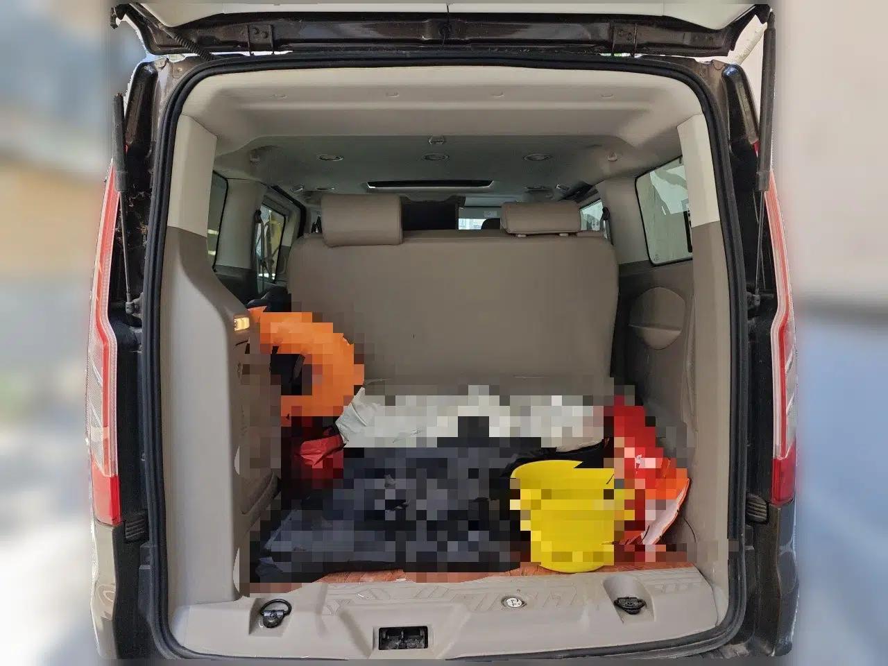 Ford Tourneo Custom 2017 2.0T Automatic Elite Version — миниатюра 20