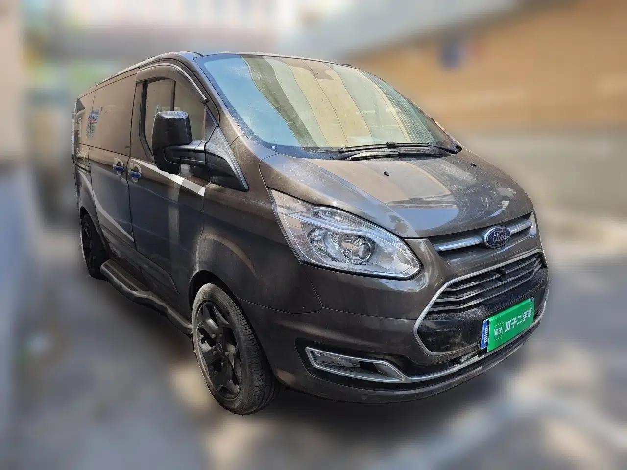 Ford Tourneo Custom 2017 2.0T Automatic Elite Version — миниатюра 3