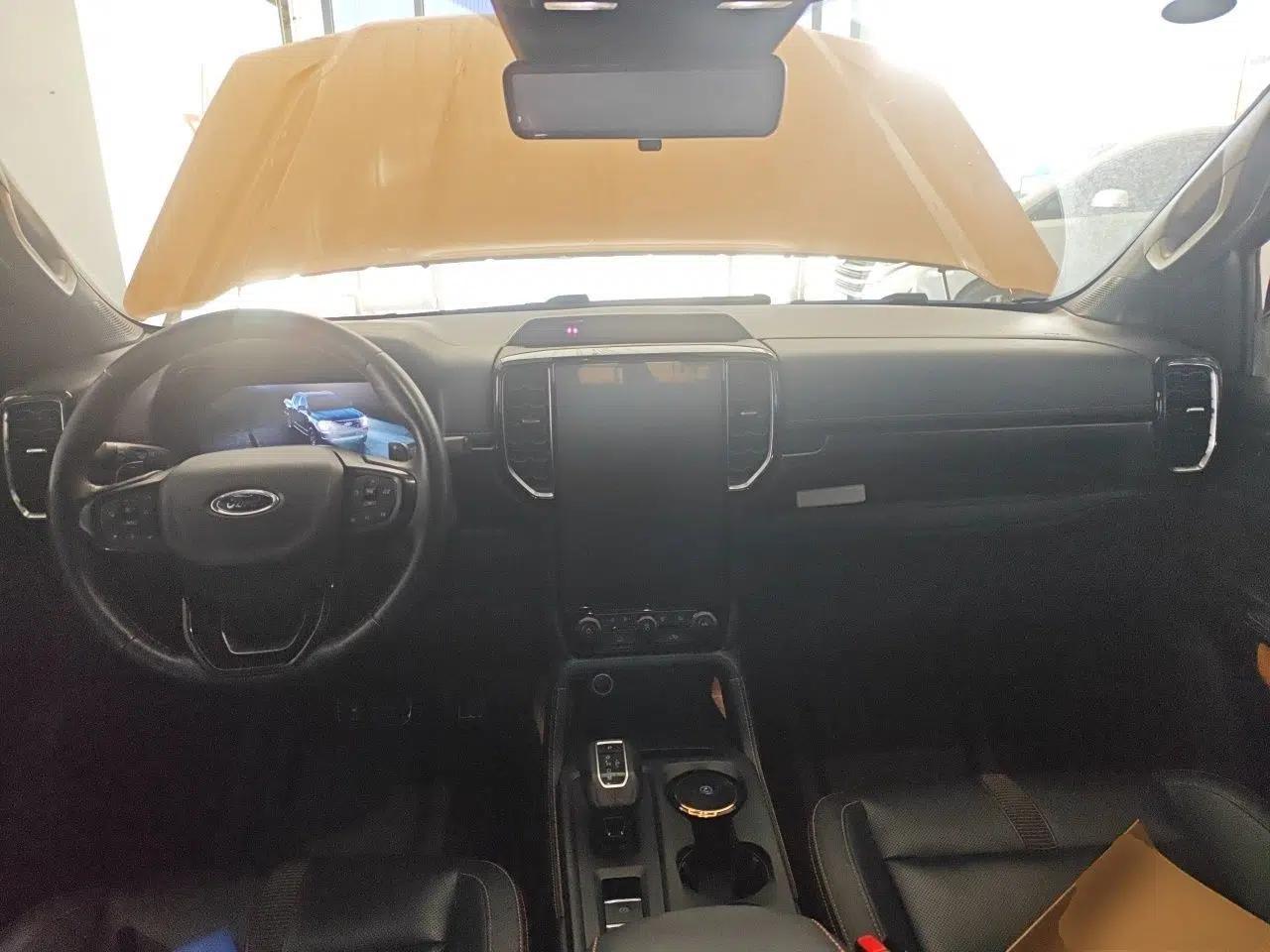 Ford Ranger 2023 Wild Terrain 4x4 Automatic Version Gasoline — миниатюра 10