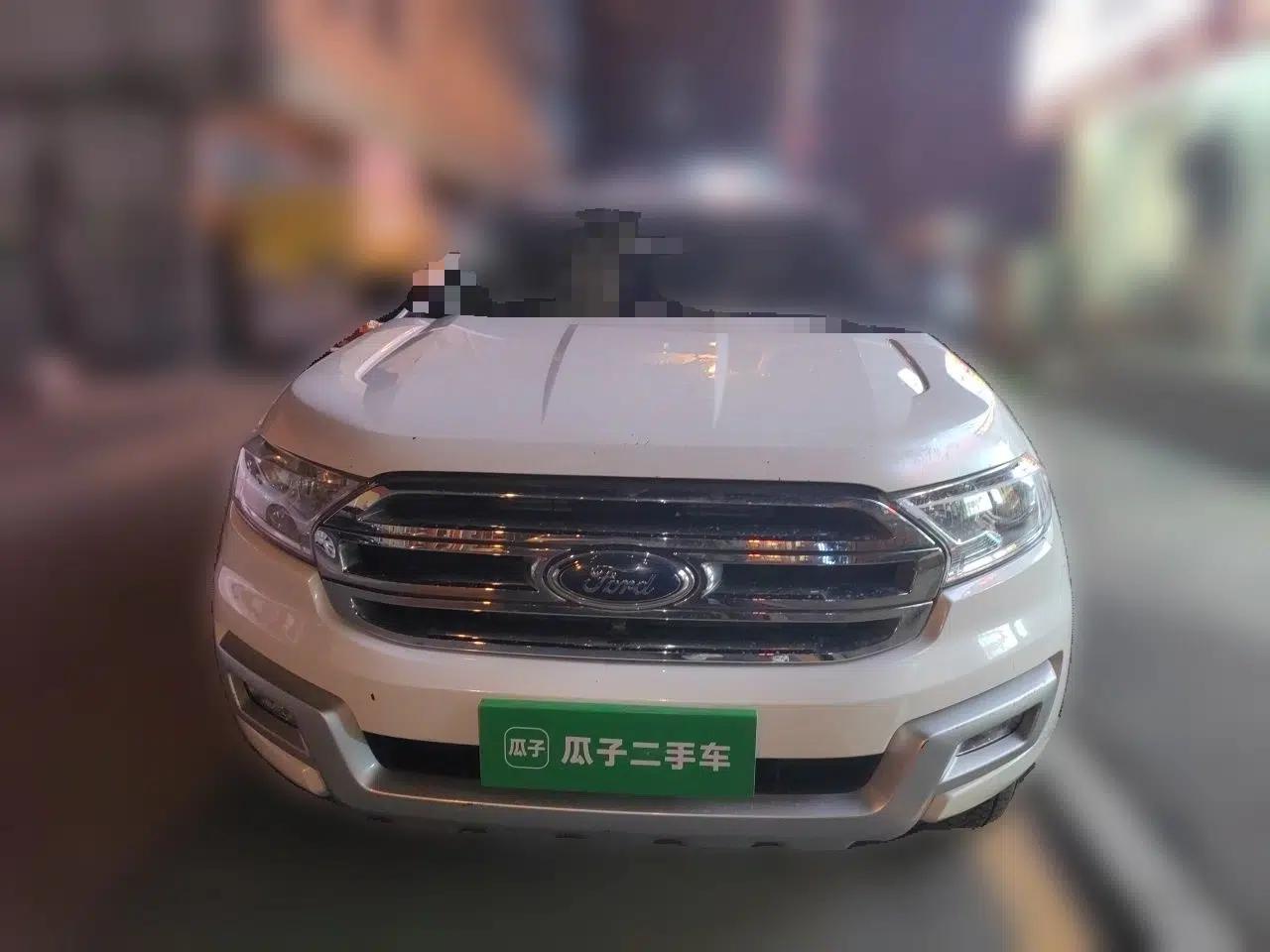 Ford Everest 2016 2.0T Gasoline Automatic 4x4 Elite Edition — миниатюра 2