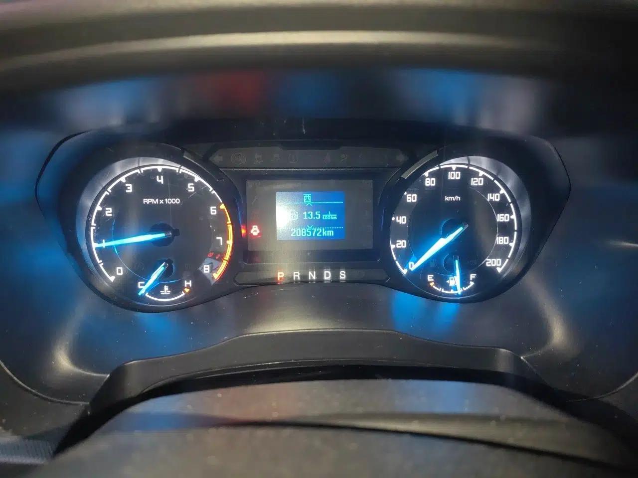 Ford Everest 2016 2.0T Gasoline Automatic 4x4 Elite Edition — миниатюра 12