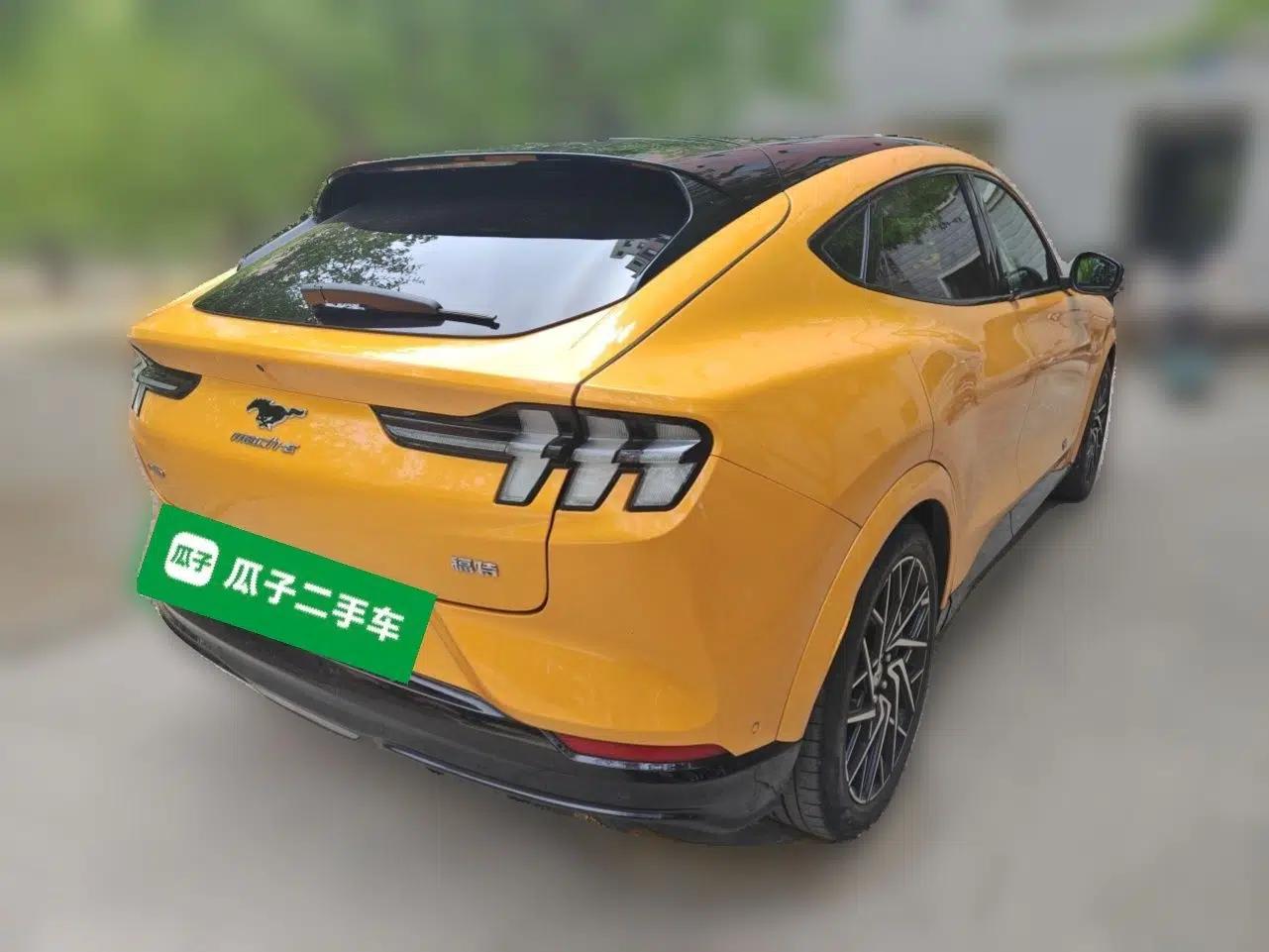Ford Mustang Mach-E 2024 GT Model — миниатюра 6