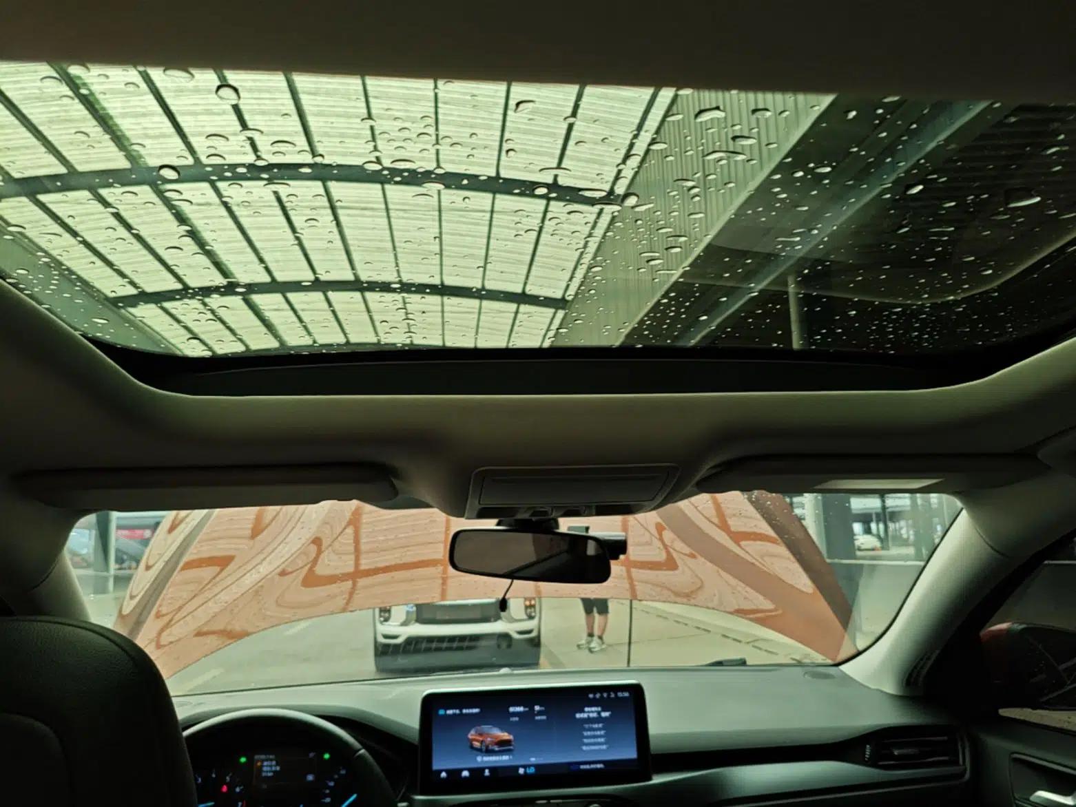 Ford Focus Active 2020 EcoBoost 180 Automatic Trendy Model — миниатюра 16